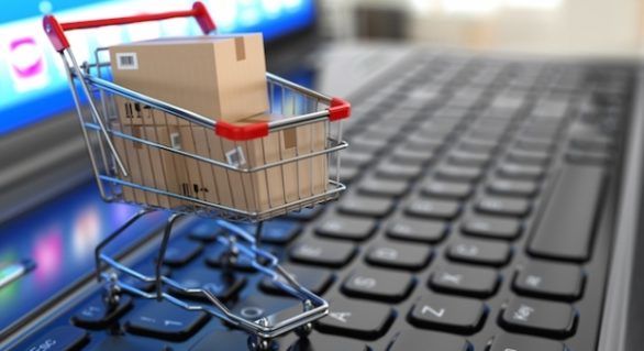 Sfaturi: Ce trebuie să știi dacă vrei să faci cumpărături online. Foto simbol: evz.ro