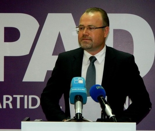 Încă un partid politic a depus ieri documentele necesare în vederea înregistrării în cursa electorală pentru alegerile din 30 noiembrie.