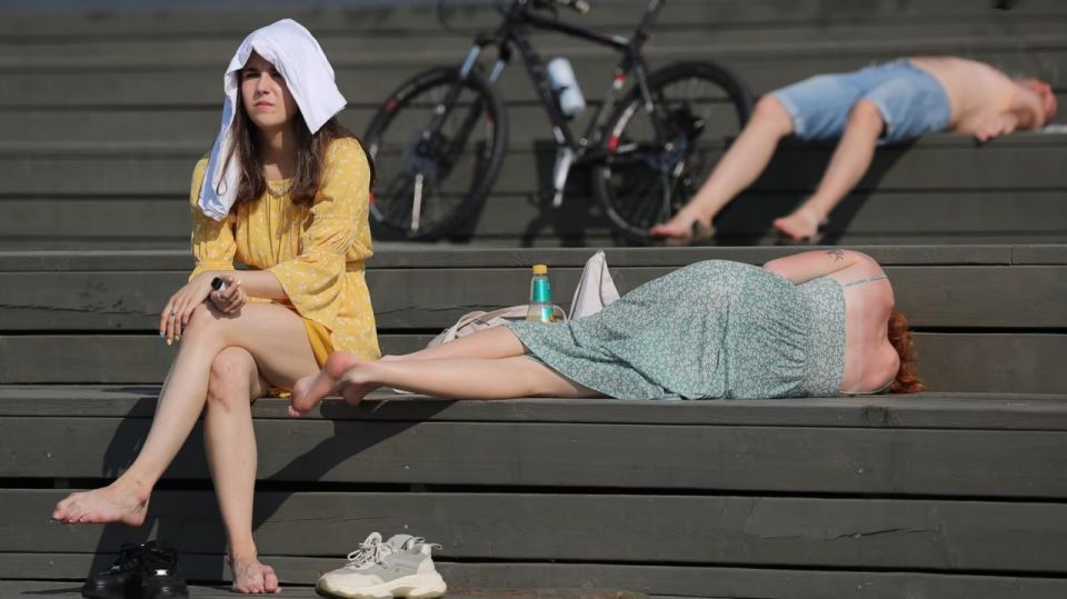 В Европе растет число смертей, связанных с жарой.