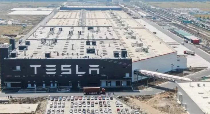 Суд в США не стал отклонять иск к Tesla о предполагаемом расизме на ее заводе.