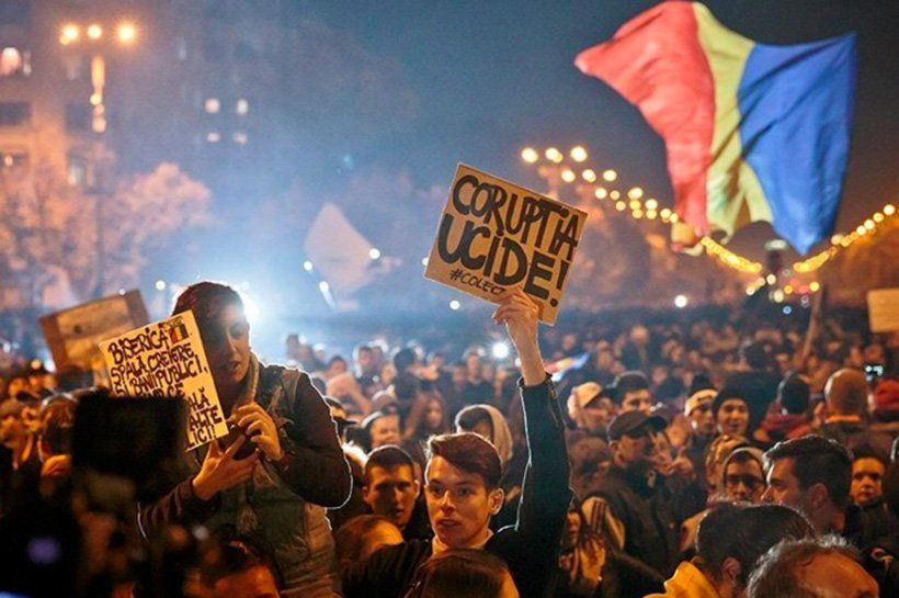 Как власти Румынии пытаются остановить борьбу с коррупцией.