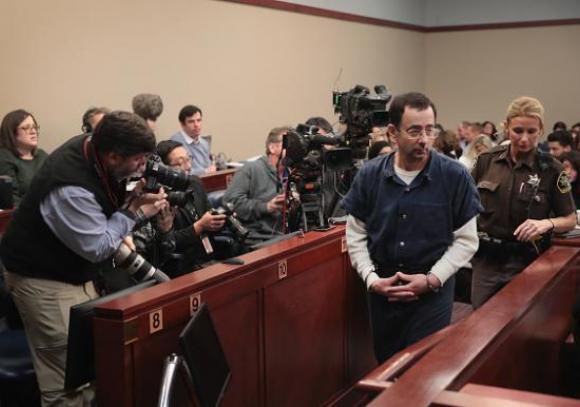 Larry Nassar, aproape de a fi bătut în tribunal