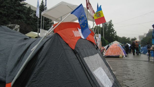 В десять миллионов леев  обошлись Молдове протесты в центре Кишинева. Фото: bbc.com