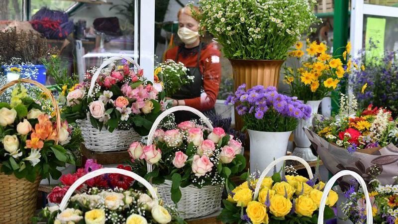 Продавцы цветочного рынка из-за пандемии рискуют остаться без работы.