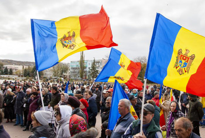В разных районах Молдовы сторонники ПСРМ вышли на акции протеста.