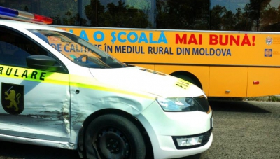 Încă un accident cu implicarea unei maşini a Inspectoratului Naţional de Patrulare.