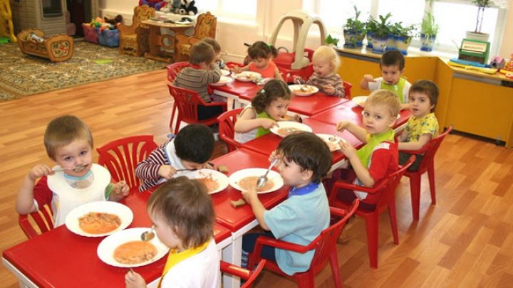 Четыре детских сада могут закрыть из-за проблем с продуктами питания.