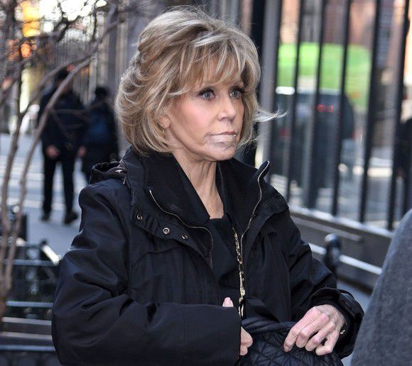Jane Fonda s-a operat de cancer: Nu-mi place să-mi plâng de milă. Foto: click.ro