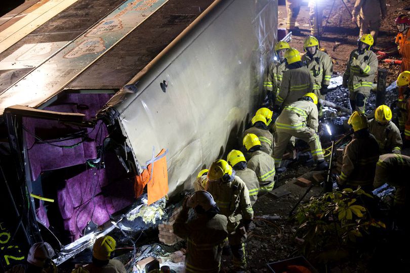 Zeci de morți în două accidente în Indonezia și Hong Kong