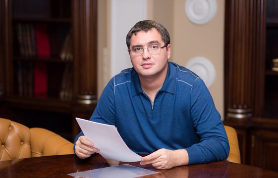 Renato Usatîi se arată convins că singura șansă a Moldovei sunt alegeri anticipate și dă de înțeles că se alătură protestului  din centrul capitalei.