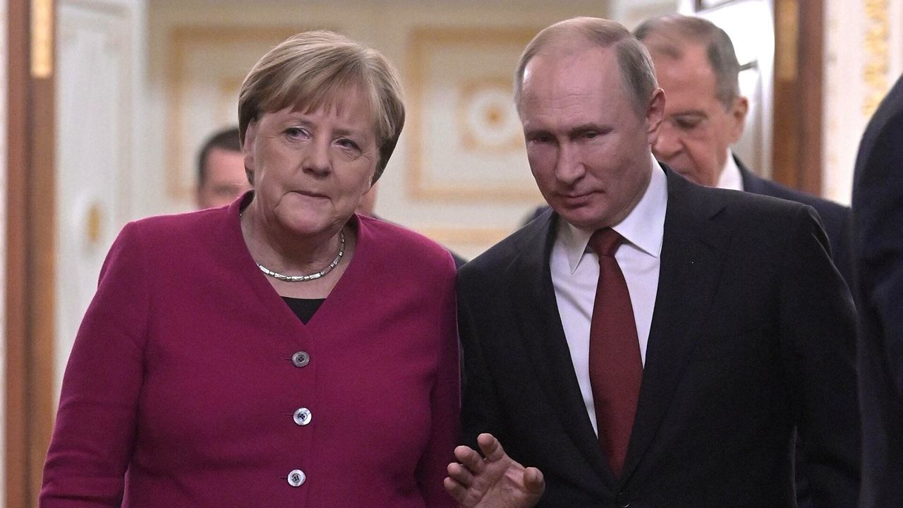 Путин прокомментировал уход Меркель с поста канцлера Германии.
