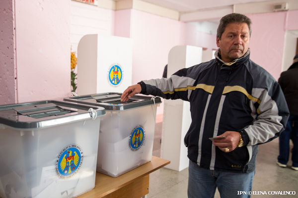 Partidul Democrat propune trecerea la sistemul electoral uninominal.