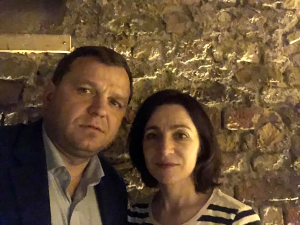 Жители Страсбурга предложили помощь Санду и Нэстасе.