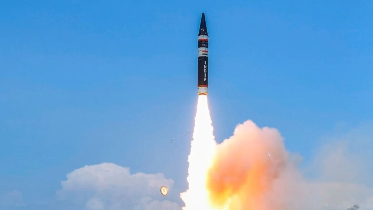Индия испытала баллистическую ракету Agni-Prime.