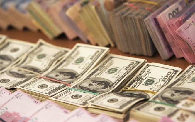 Национальный банк Молдовы установил курс основных валют на 20 августа.