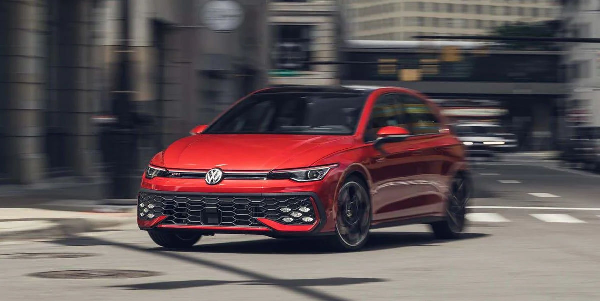 Volkswagen Golf стал лидером немецкого авторынка в январе 2026 года.