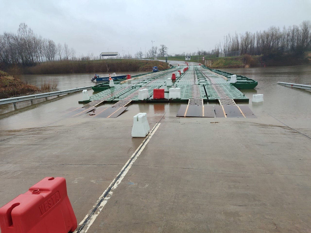 Activitatea PTF Leova–Bumbăta, suspendată din cauza creșterii nivelului apei râului Prut.