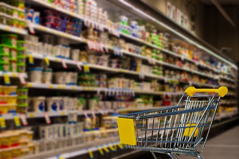 Experții români prevăd un nou val de scumpiri la alimente după Paște.