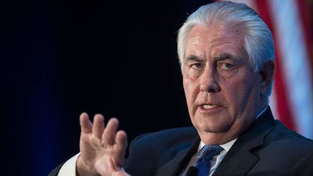 Tillerson a părăsit Golful după discuții asupra crizei regionale, fără a anunța progrese. Foto: BBC