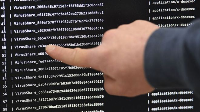 Программа-вымогатель 12 мая заблокировала десятки тысяч компьютеров по всему миру.