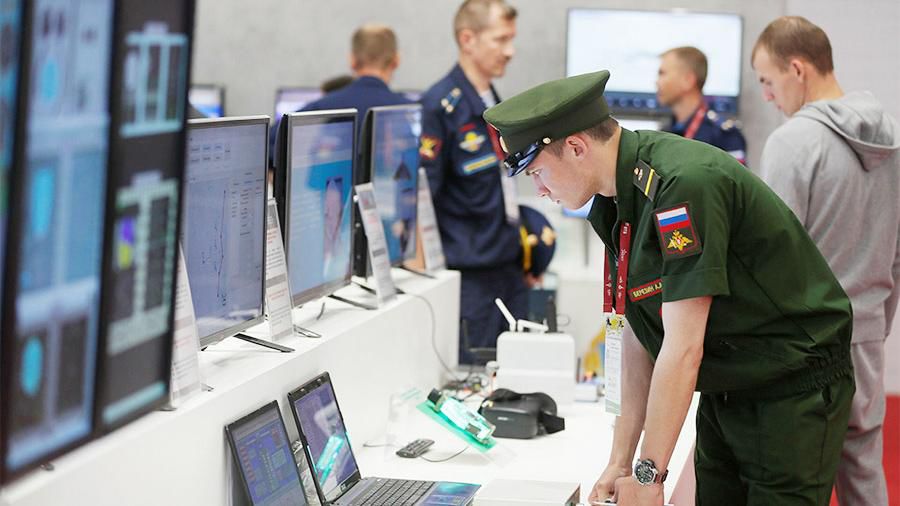 Минобороны предложило забирать у россиян машины при военном положении.