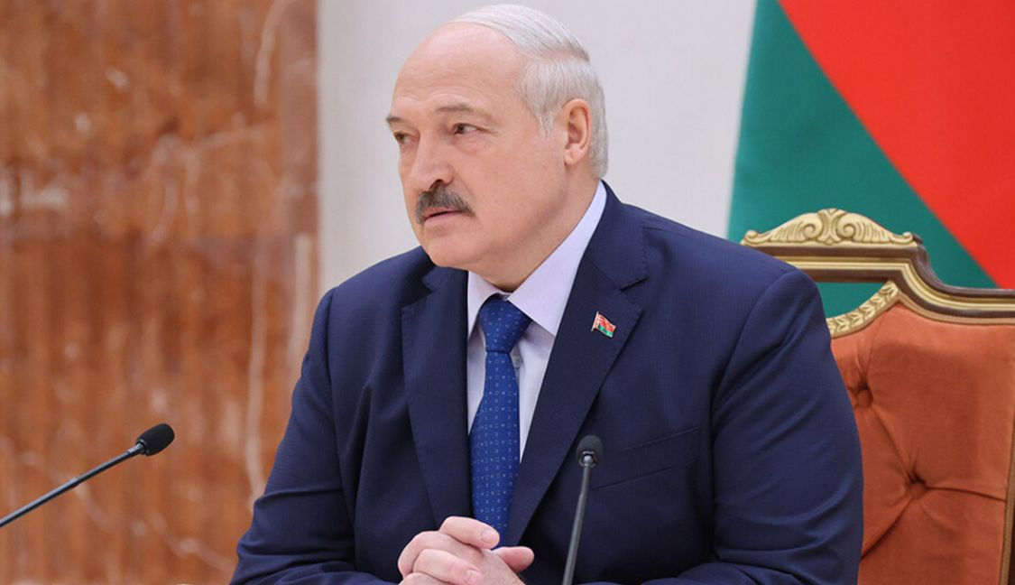 Лукашенко: С Украиной пока еще можно говорить о мире.