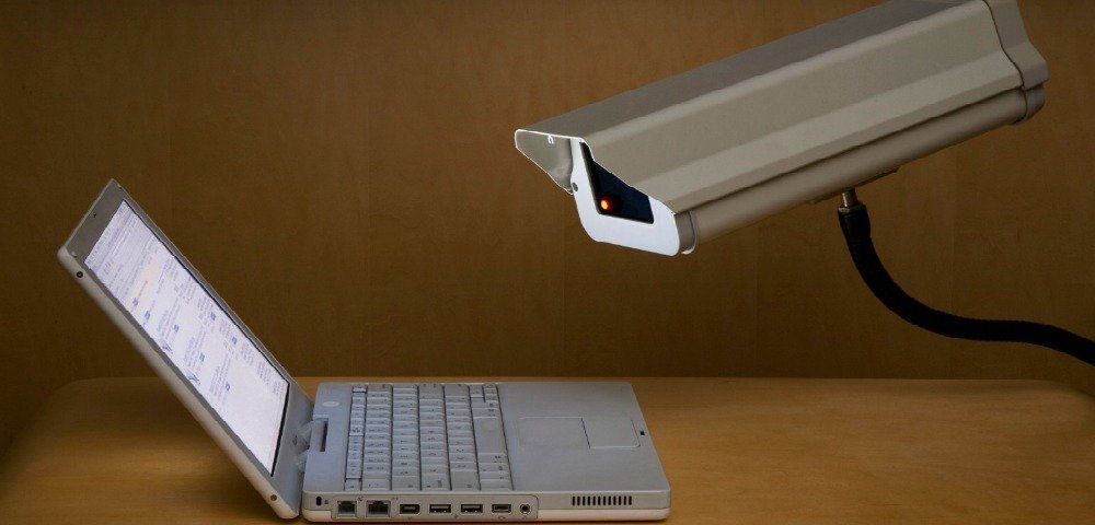 В Британии одобрили закон о тотальной слежке в Интернете.
