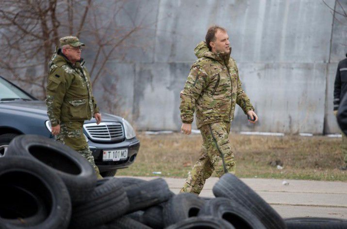 В тренировке по противодействию терроризму приняло участие более 100 военнослужащих и 20 единиц военной техники.