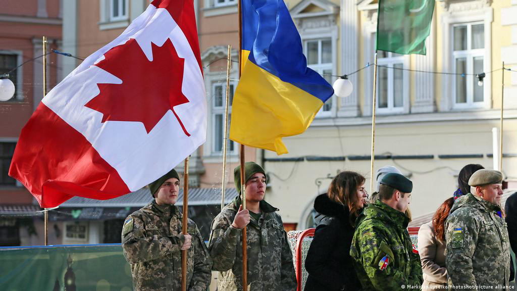 Минобороны Канады объявило о поставках летального вооружения Украине.