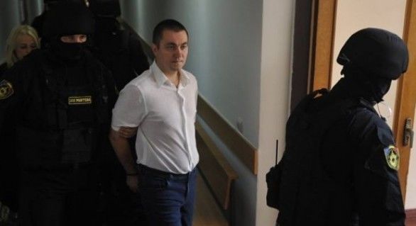 Platon acuză autoritățile de la Chișinău de tergiversarea anchetei privind furtul miliardului de dolari din sistemul financiar bancar moldovenesc. 