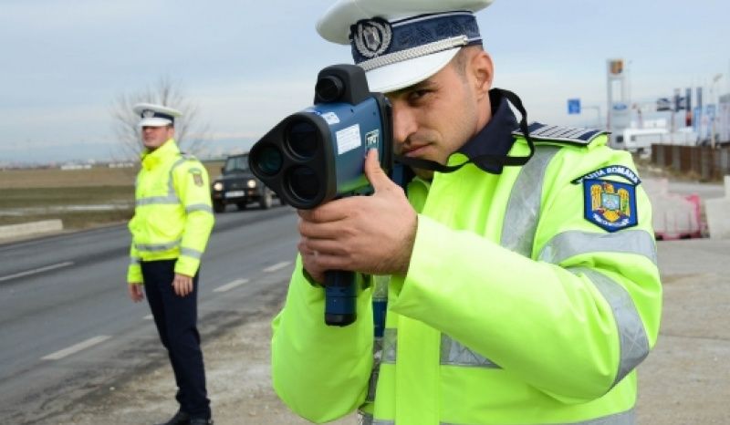 Lovitură dură! Un campion K1, făcut KO cu radarul de un polițist