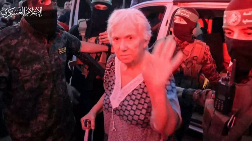 ХАМАС освободит во второй день перемирия еще 14 заложников.
