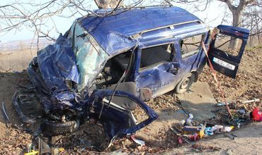 Starea celor două tinere internate după teribilul accident de la Todirești s-a agravat.  