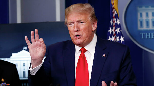 Трамп приказал уничтожать иранские корабли, преследующие суда США.