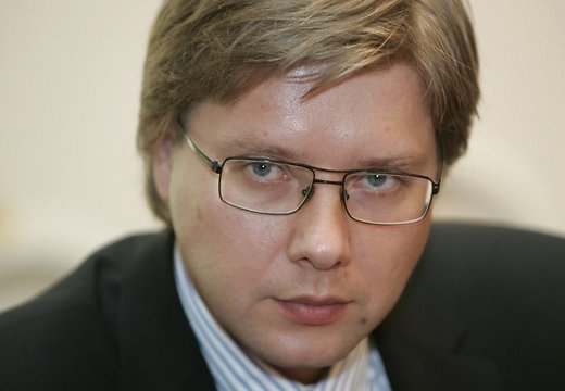 По мнению нацблока в Рижской думе, Нил Ушаков пытается избежать политической ответственности за трагедию в рижском торговом центре "Максима".