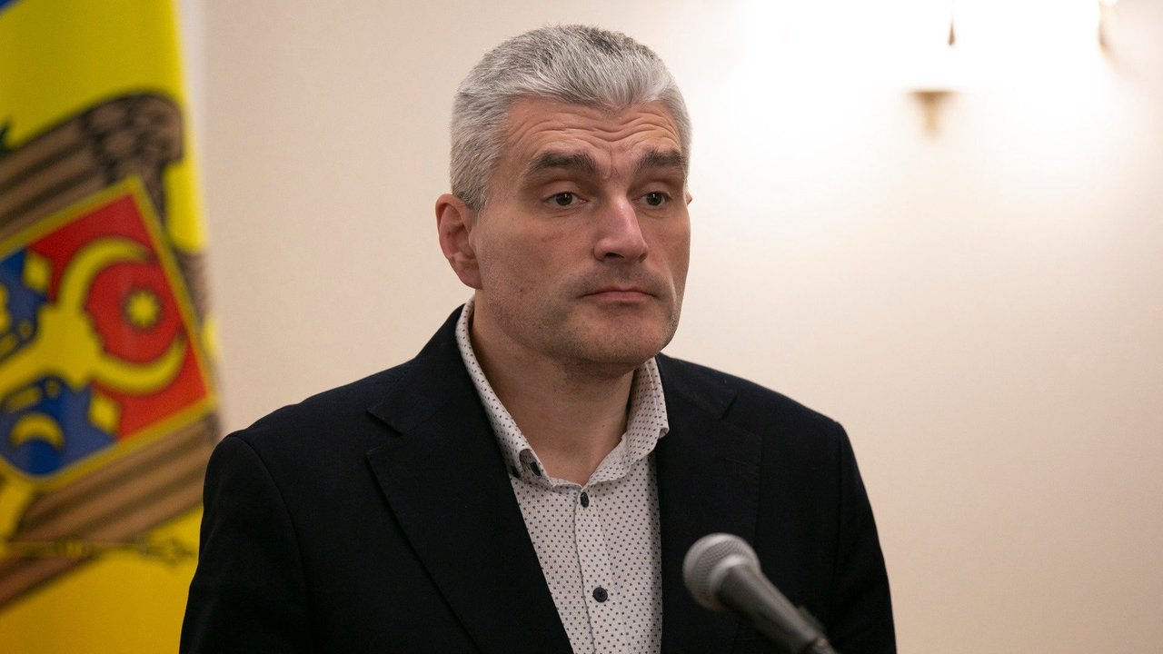 Слусарь обвинил правительство в бездействии: "Их цель — разорить фермеров".