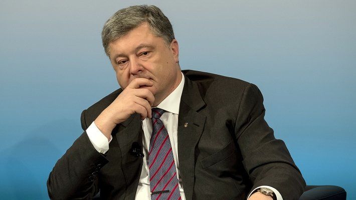Порошенко извинился за обещание быстро завершить операцию в Донбассе.