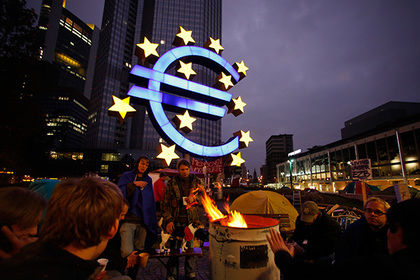 ЕС намерен продлить персональные санкции против граждан Украины и РФ. Фото: reuters.com
