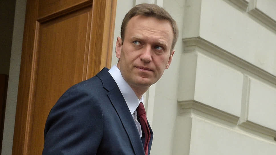 Навальный решил подать в суд на Пескова за слова о работе с ЦРУ. Фото: kommersant.ru.