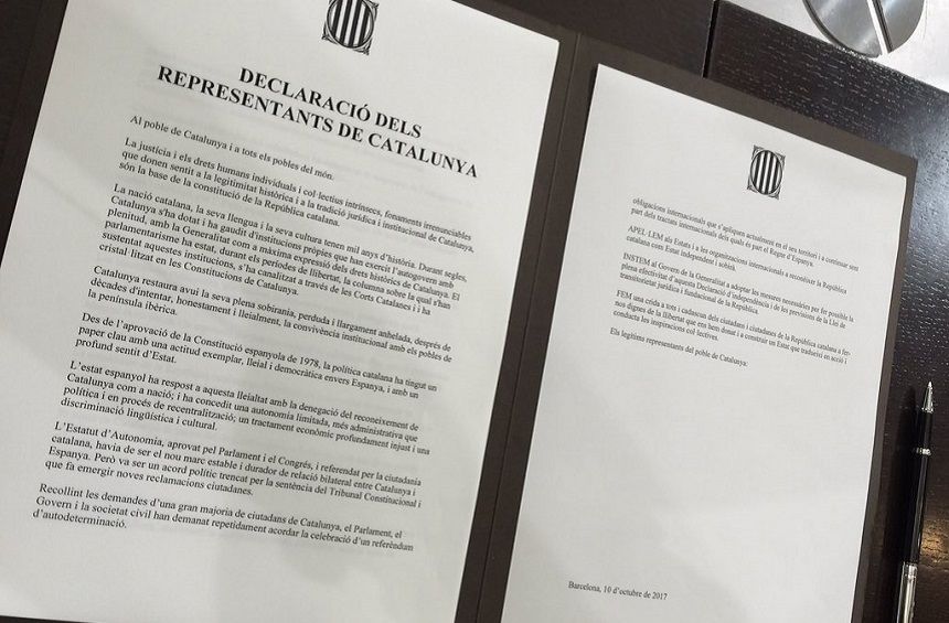 Madridul ameninţă cu suspendarea autonomiei Cataloniei. 
