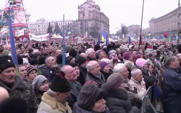 Un nou armistitiu a fost incheiat intre putere si opozitie, in Ucraina.