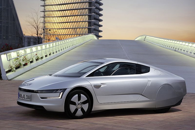 Volkswagen a introdus şi ea această variantă pe modelul ultraeficient XL1, cea mai economică maşină din lume la ora actuală.