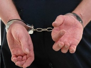 Amintim că, în aprilie anul trecut, 11 membri ai organizaţiei criminale „Makena” , inclusiv liderul acesteia, Vladimir Moscalciuc, au fost condamnaţi.