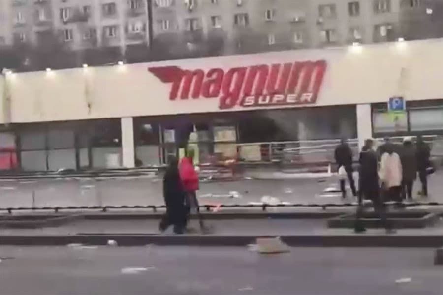 Житель Алма-Аты показал разрушенный город и прокомментировал увиденное.