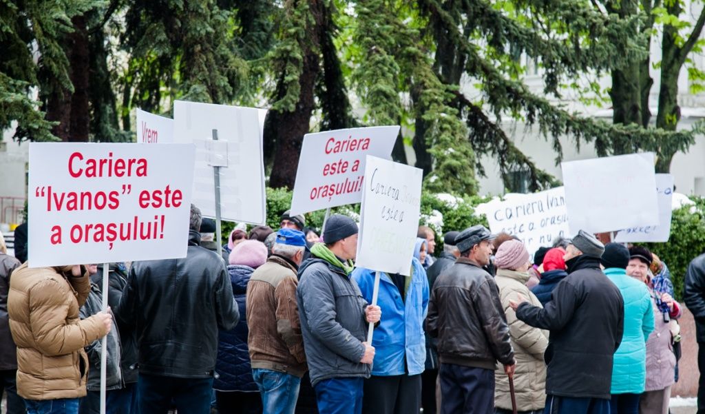 Жители Оргеева против незаконной эксплуатации карьера Иванос.