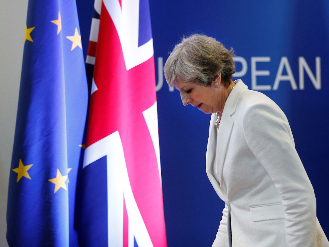 Мэй заявила о необходимости отсрочки Brexit.