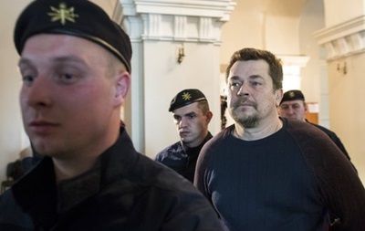 Литовец обманул Facebook и Google на $123 млн.