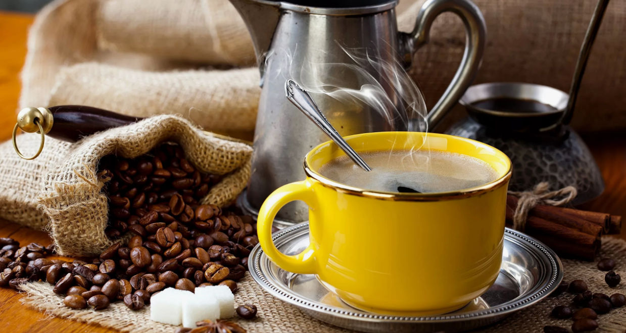 Oameni de știință: Substanțele amare din ceai și cafea reduc riscul de obezitate.