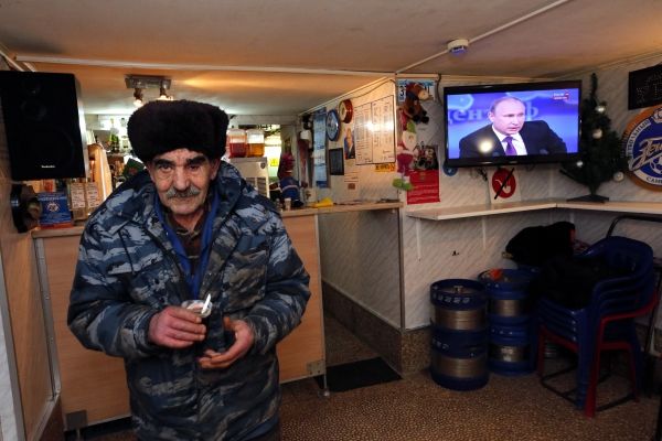 Prețul minim pentru o jumate de litru de vodkă va fi de la 190 la 136 ruble.