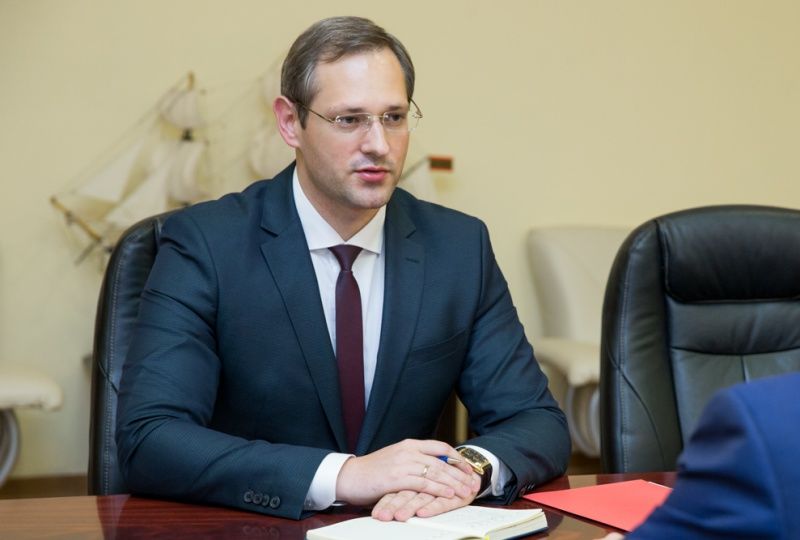 Сотрудники молдавской полиции отобрали номера у Виталия Игнатьева, главы МИД непризнанной республики.